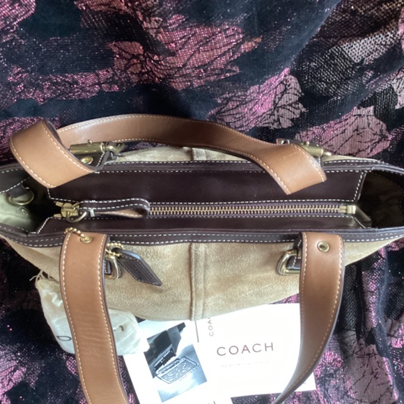 Vintage Coach Hampton Tan Suede Leather Handbag - Picture 10 of 11